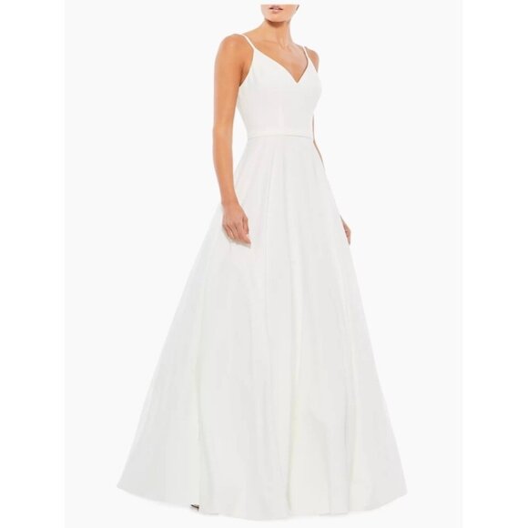 Mac Duggal Size 2 White V-Neck Formal Evening Dress Ball Gown A-Line Wedding New - Picture 1 of 8